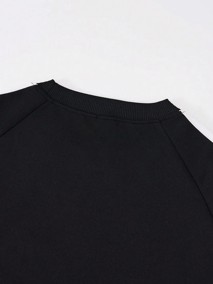 The new men's long-sleeved T-shirt for Spring and Autumn 2025 is casual soft and comfortable with 3D digital printing